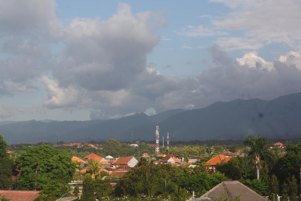 Hotel Mandari Pabean Buleleng Exterior foto